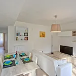 Apartamento Casa Al Bosco By Posarellivillas