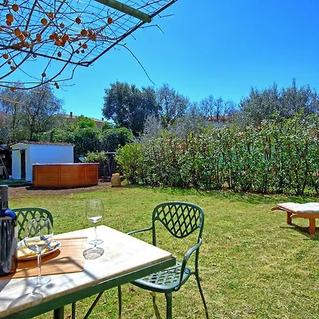 Casa Al Bosco By Posarellivillas אמליה