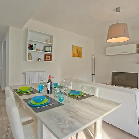 Apartament Casa Al Bosco By Posarellivillas *